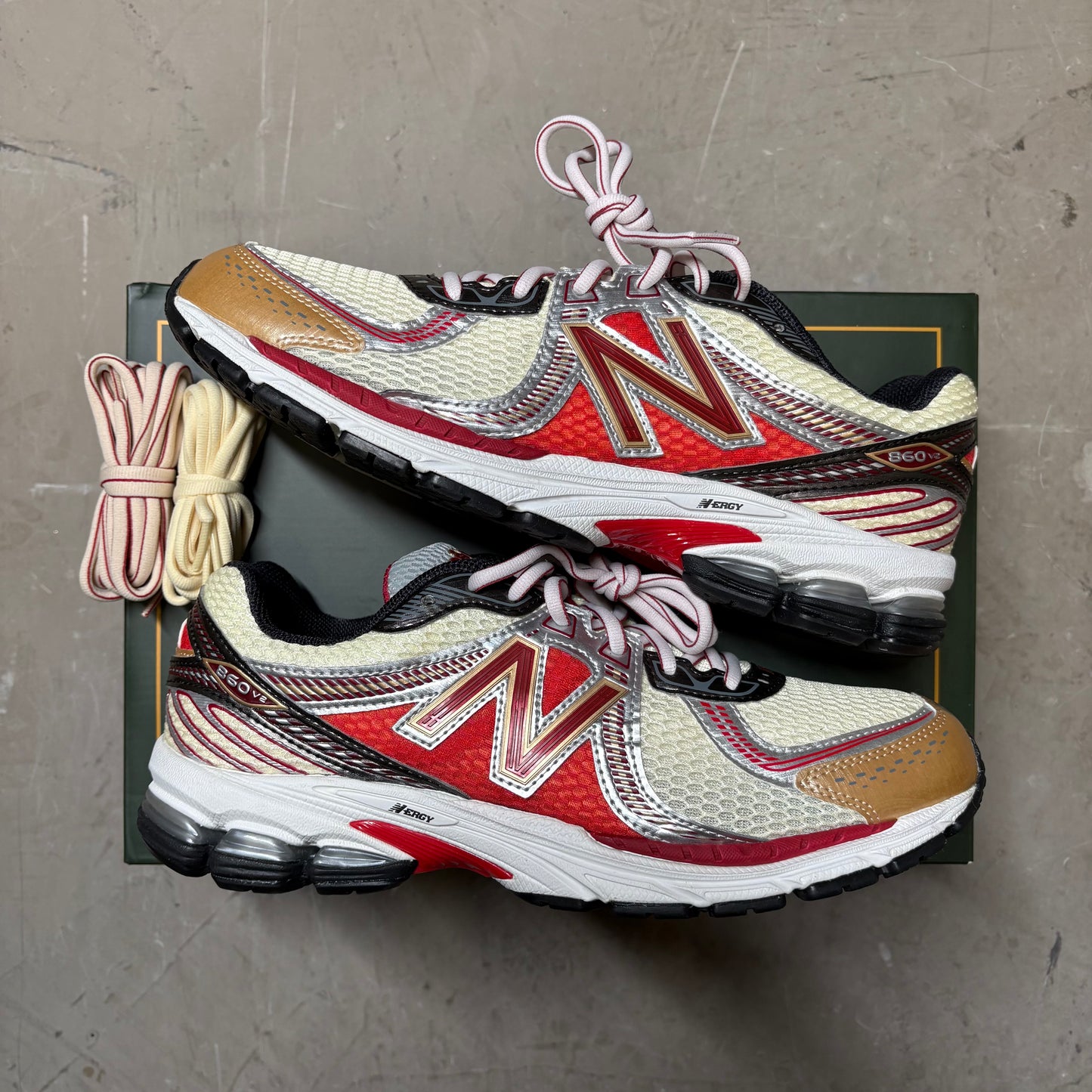 New Balance 860v2 Aime Leon Dore Red