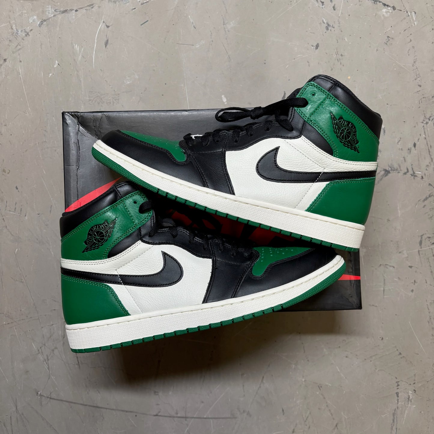 Jordan 1 Retro High Pine Green