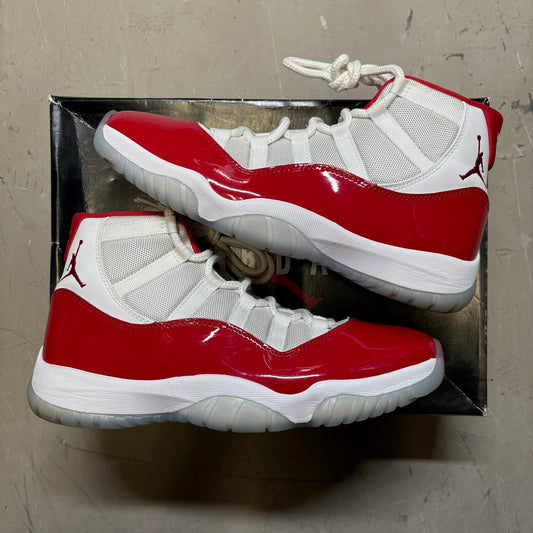 Jordan 11 Retro Cherry (2022)