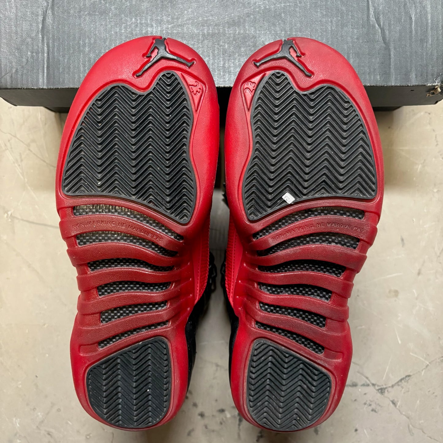 Jordan 12 Retro Flu Game (2016) (GS)