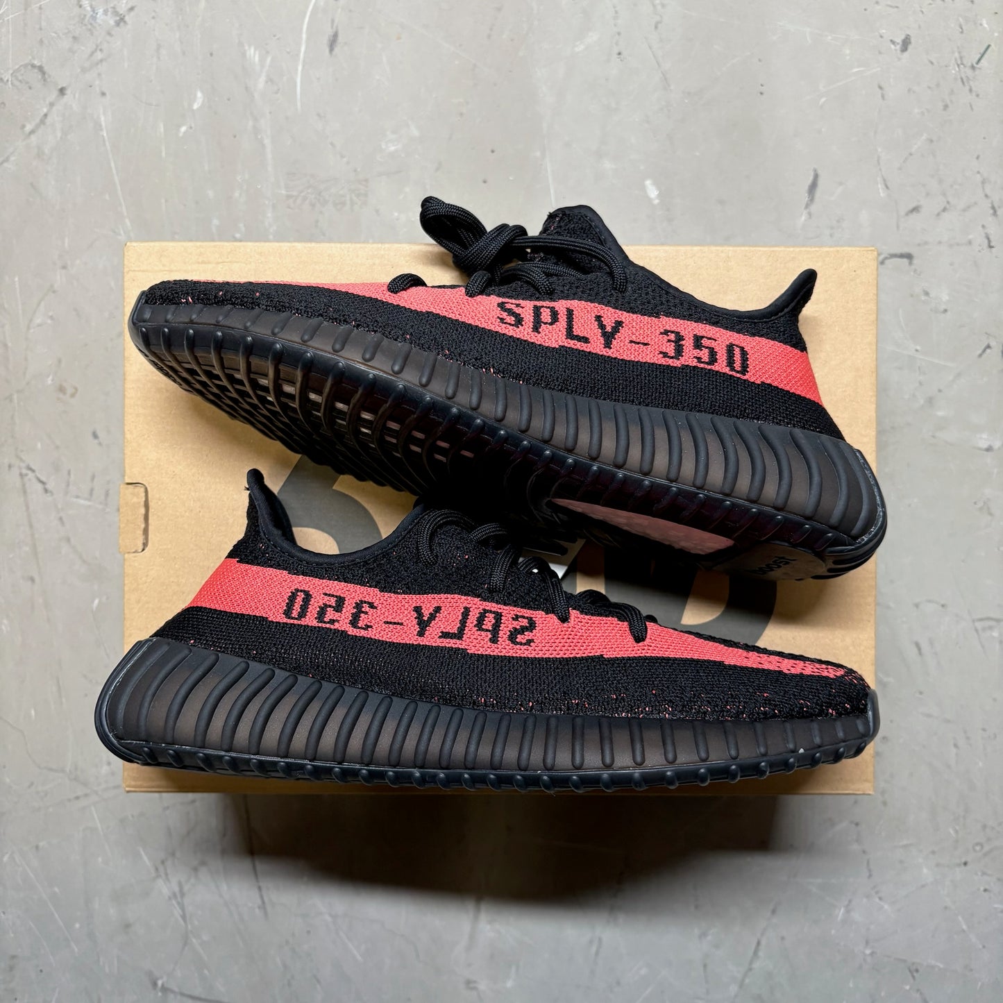 adidas Yeezy Boost 350 V2 Core Black Red