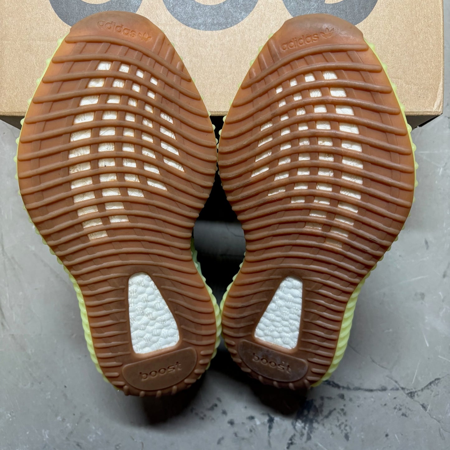 adidas Yeezy Boost 350 V2 Semi Frozen Yellow