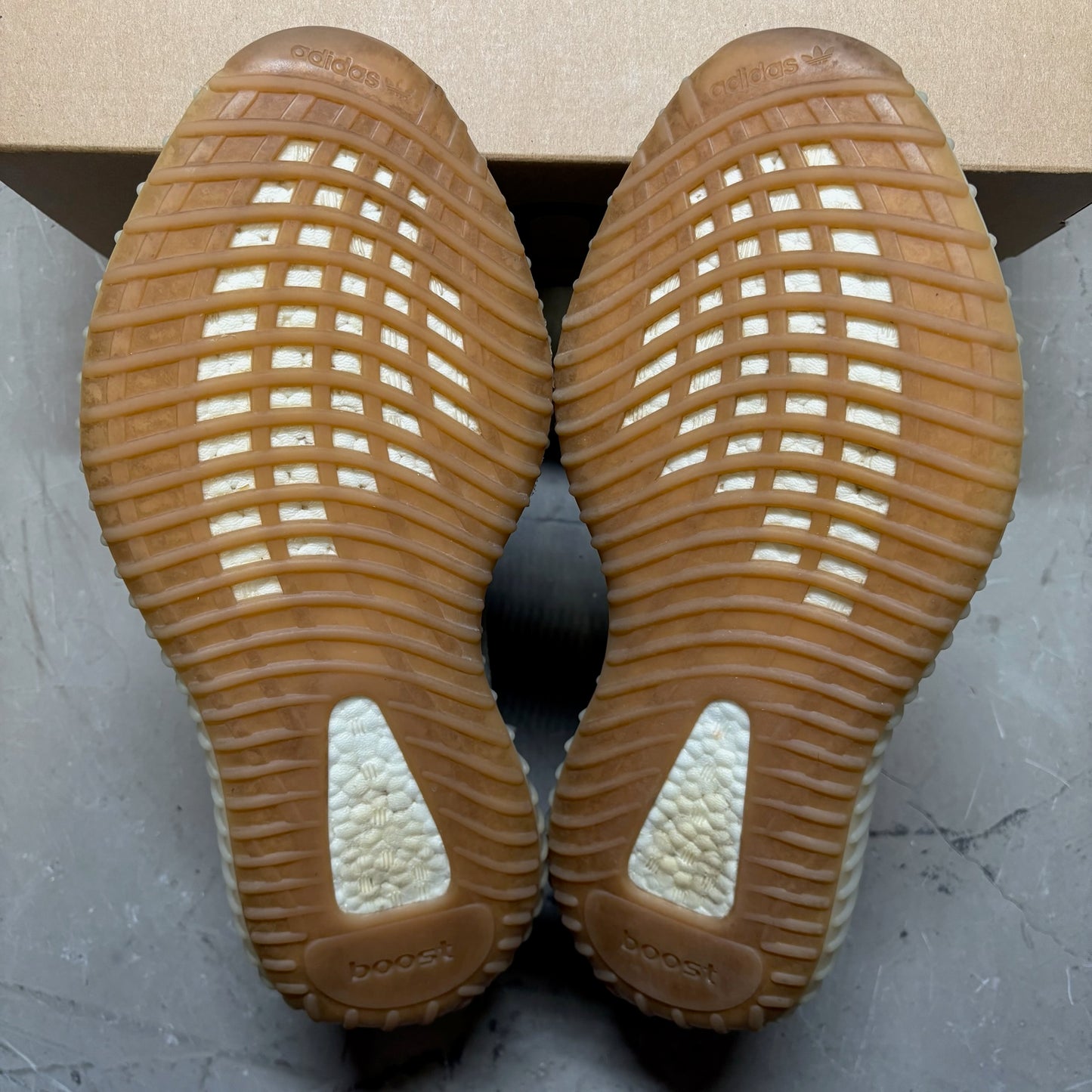 adidas Yeezy Boost 350 V2 Sesame