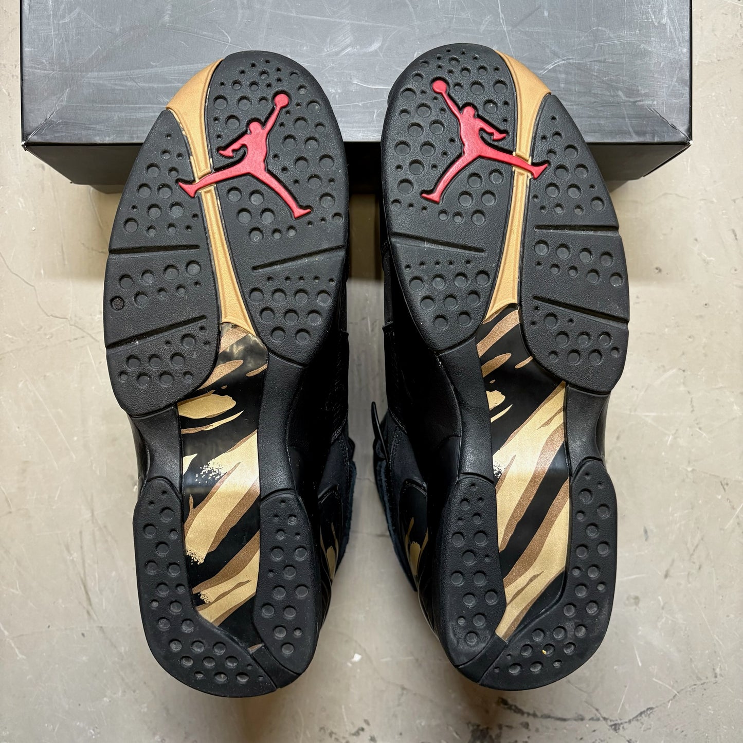 Jordan 8 Retro OVO Black