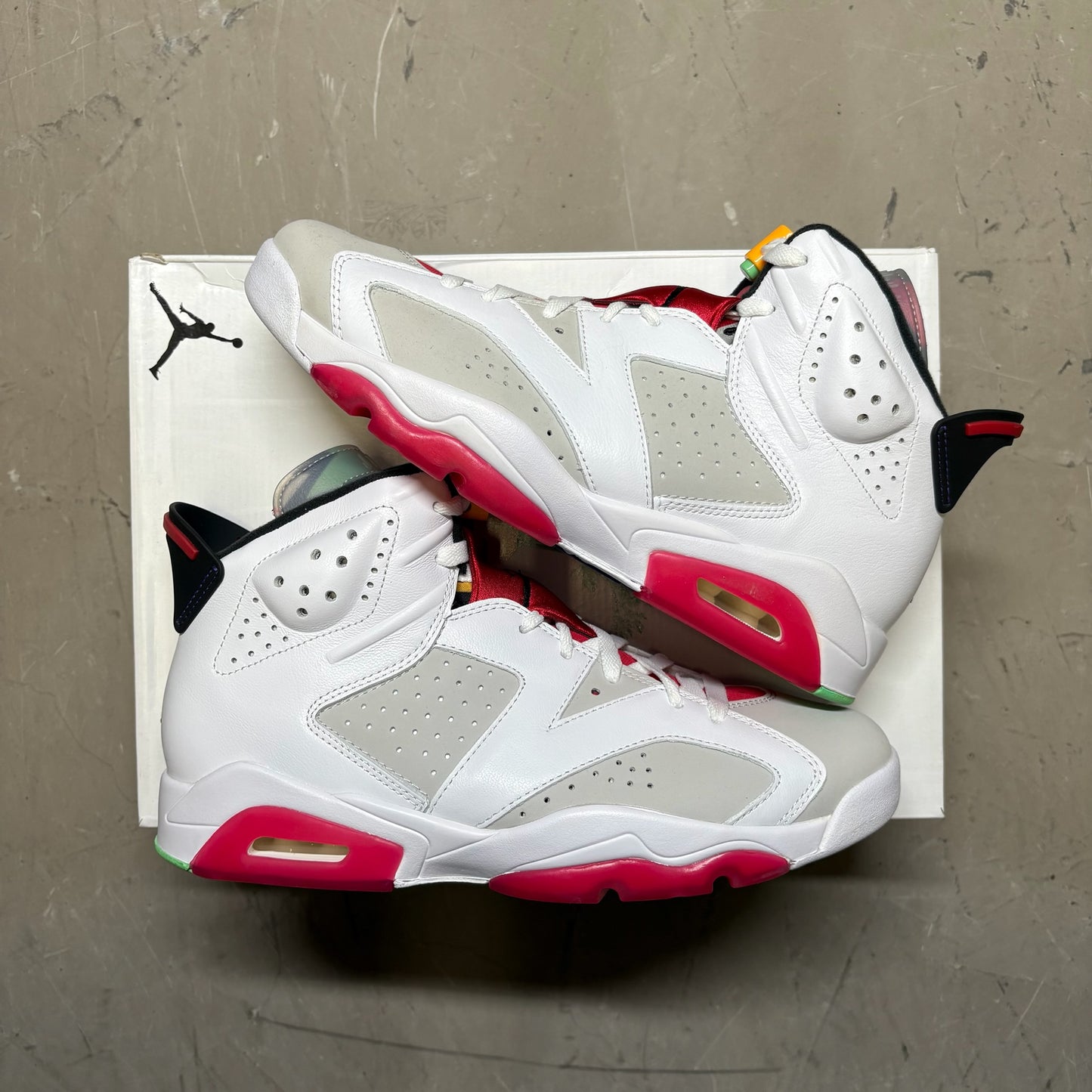 Jordan 6 Retro Hare