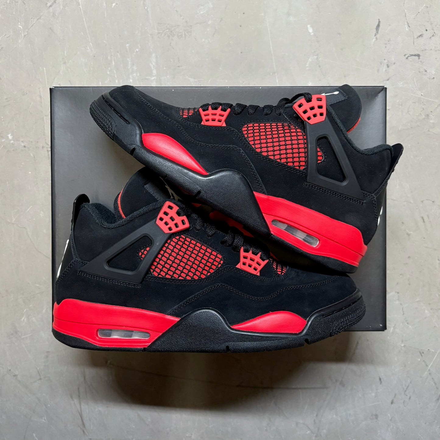 Jordan 4 Retro Red Thunder