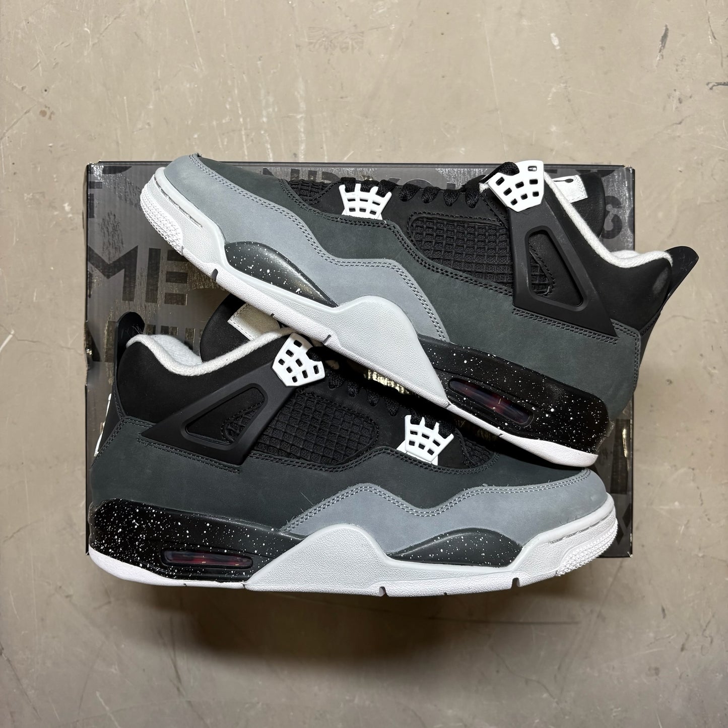 Jordan 4 Retro Fear (2024)