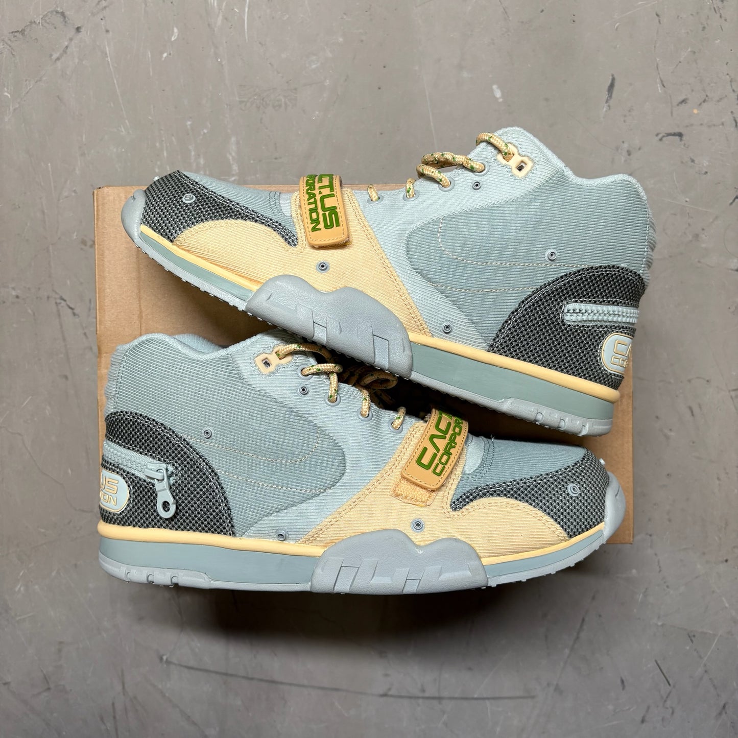 Nike Air Trainer 1 SP Travis Scott Grey Haze