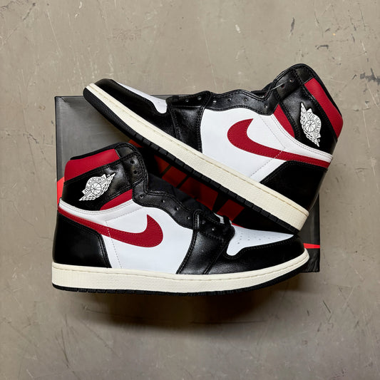 Jordan 1 Retro High Black Gym Red