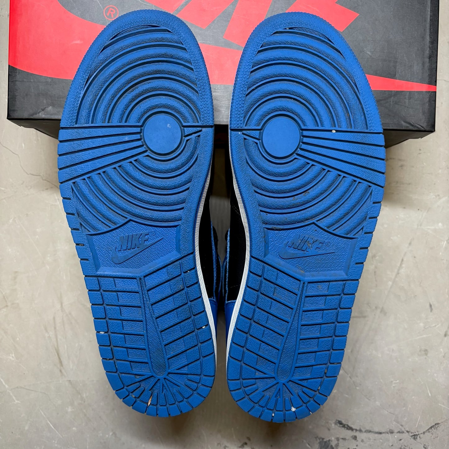 Jordan 1 Retro Royal (2017)