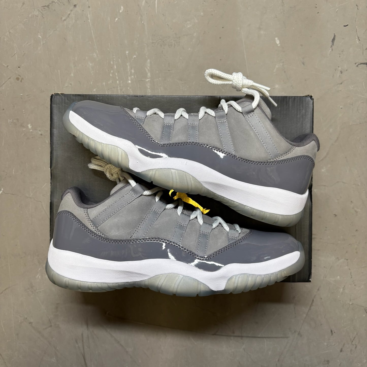 Jordan 11 Retro Low Cool Grey