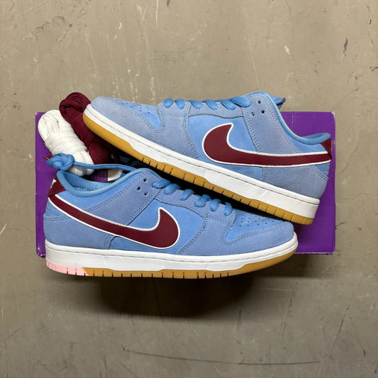 Nike SB Dunk Low Philadelphia Phillies