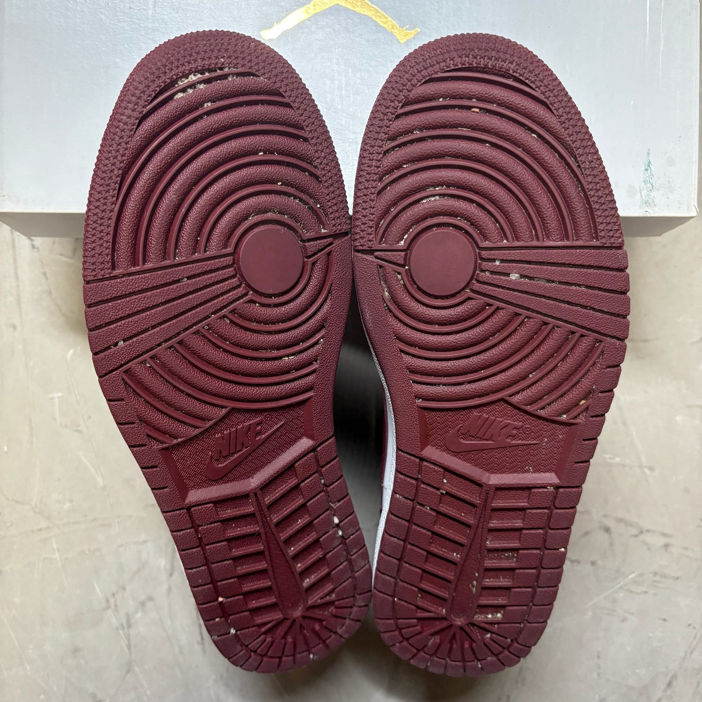 Jordan 1 Mid SE Black Dark Beetroot