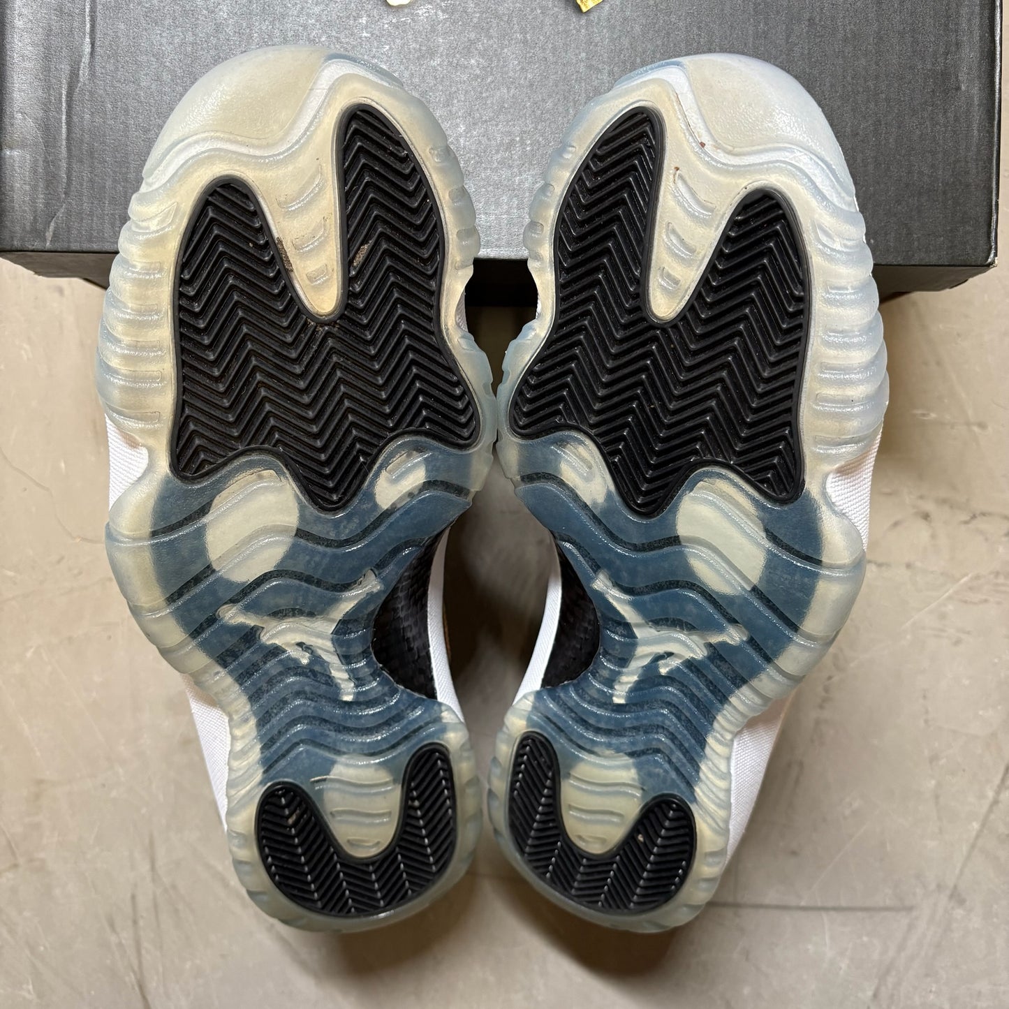 Jordan 11 Retro Low Closing Ceremony