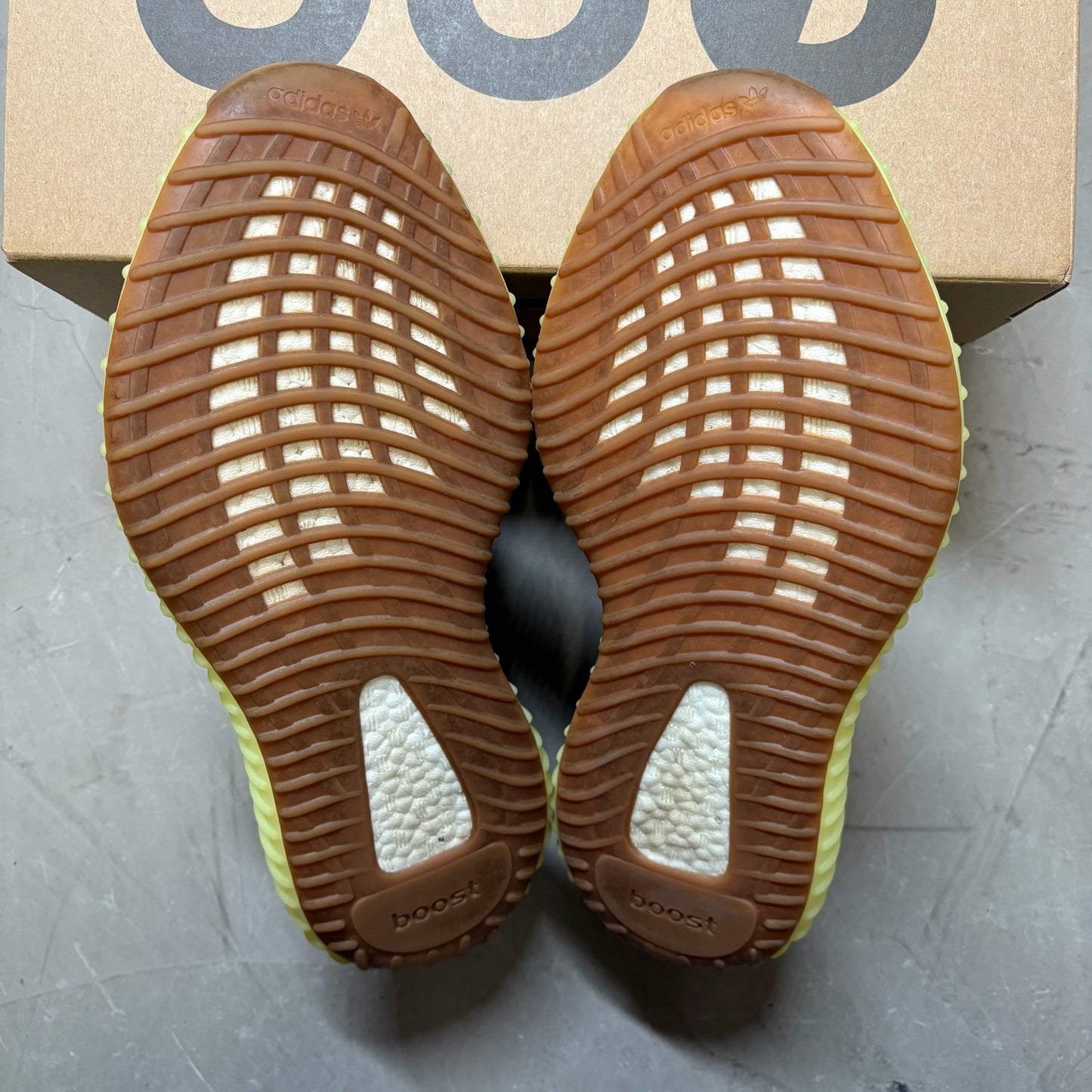 adidas Yeezy Boost 350 V2 Semi Frozen Yellow