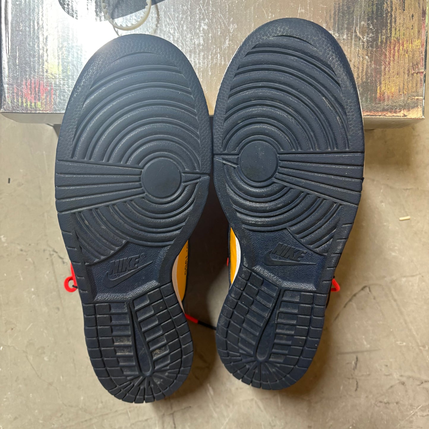 Nike Dunk Low Off-White University Gold