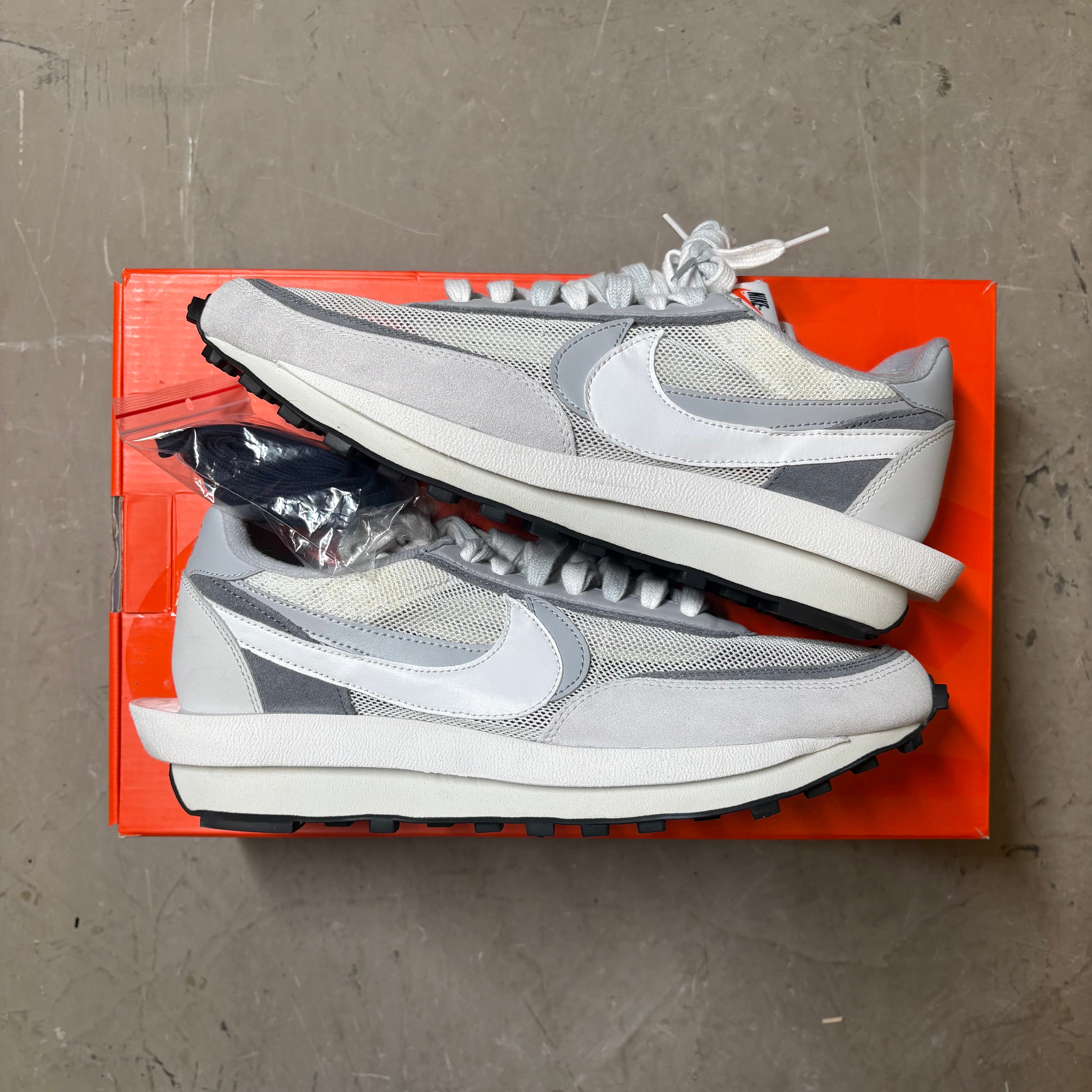 Nike LD Waffle sacai Summit White – Low Quantity