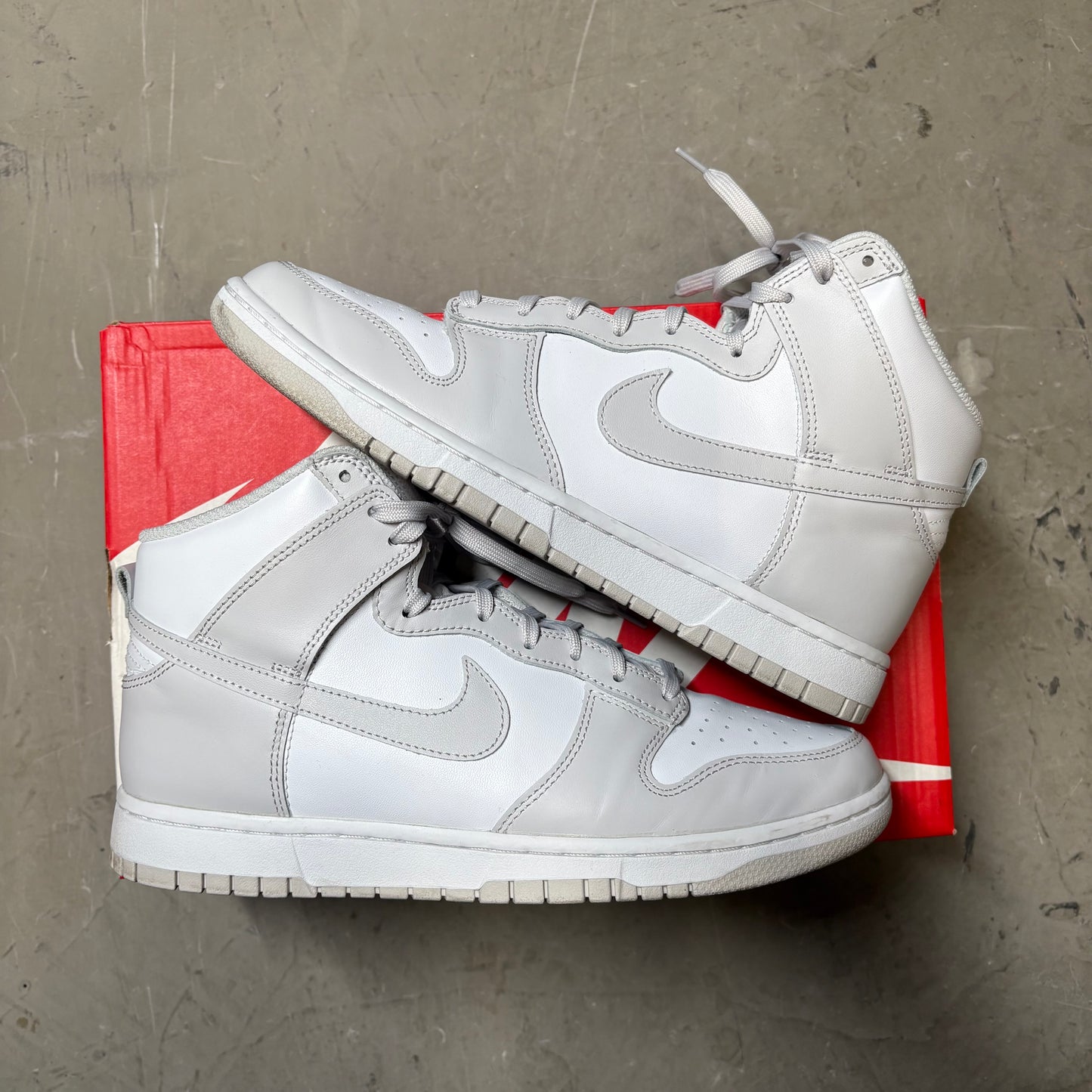 Nike Dunk High Retro White Vast Grey