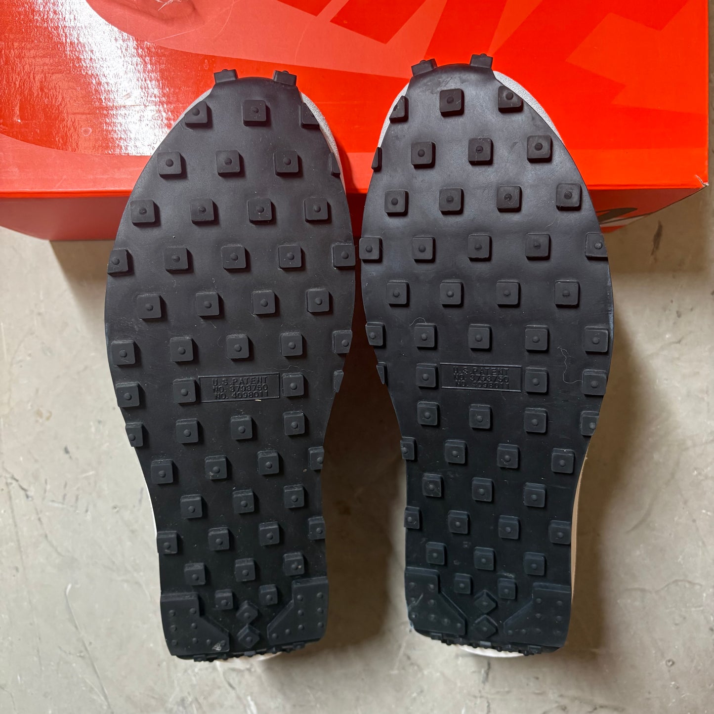 Nike LD Waffle sacai Summit White