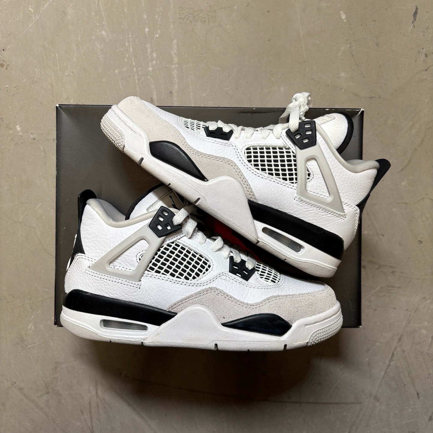 Jordan 4 Retro Military Black (GS)